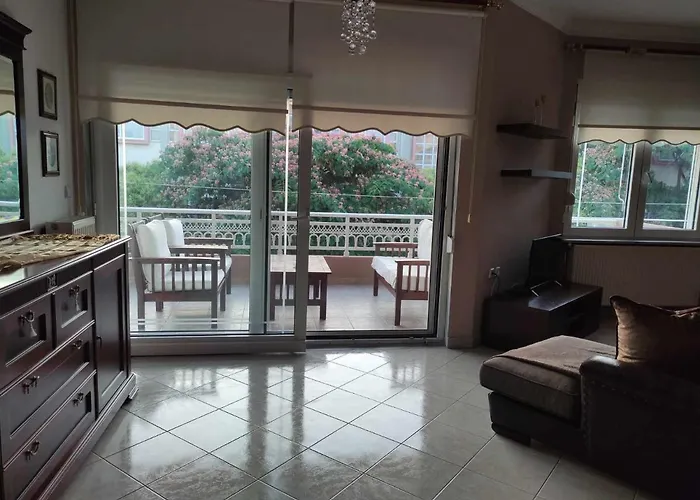 Efi\'S House With Garden